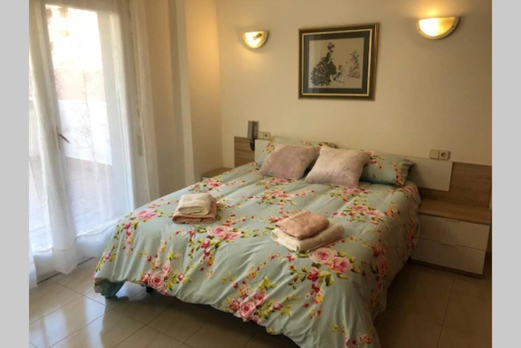 Comode Apartament Al Bell Mig De Girona Exteriér fotografie