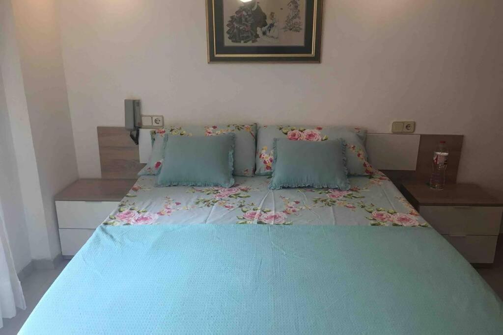 Comode Apartament Al Bell Mig De Girona Exteriér fotografie